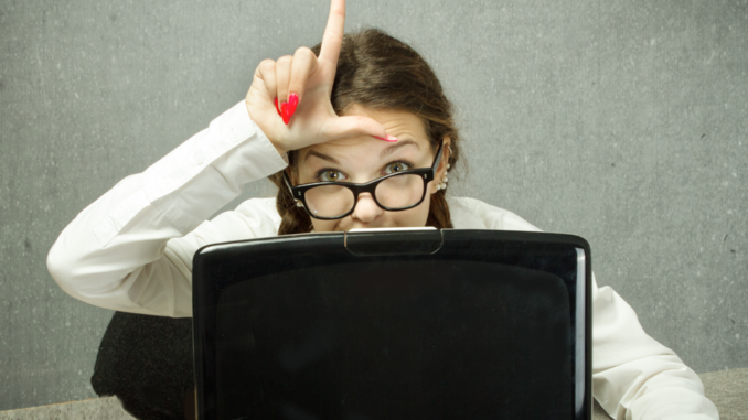 Degens Who Missed Out on Wormhole Airdrop Are Coping by Trading ‘L’