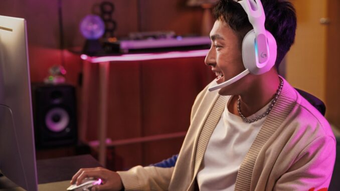 Logitech launches G522 gaming headset for personal expression